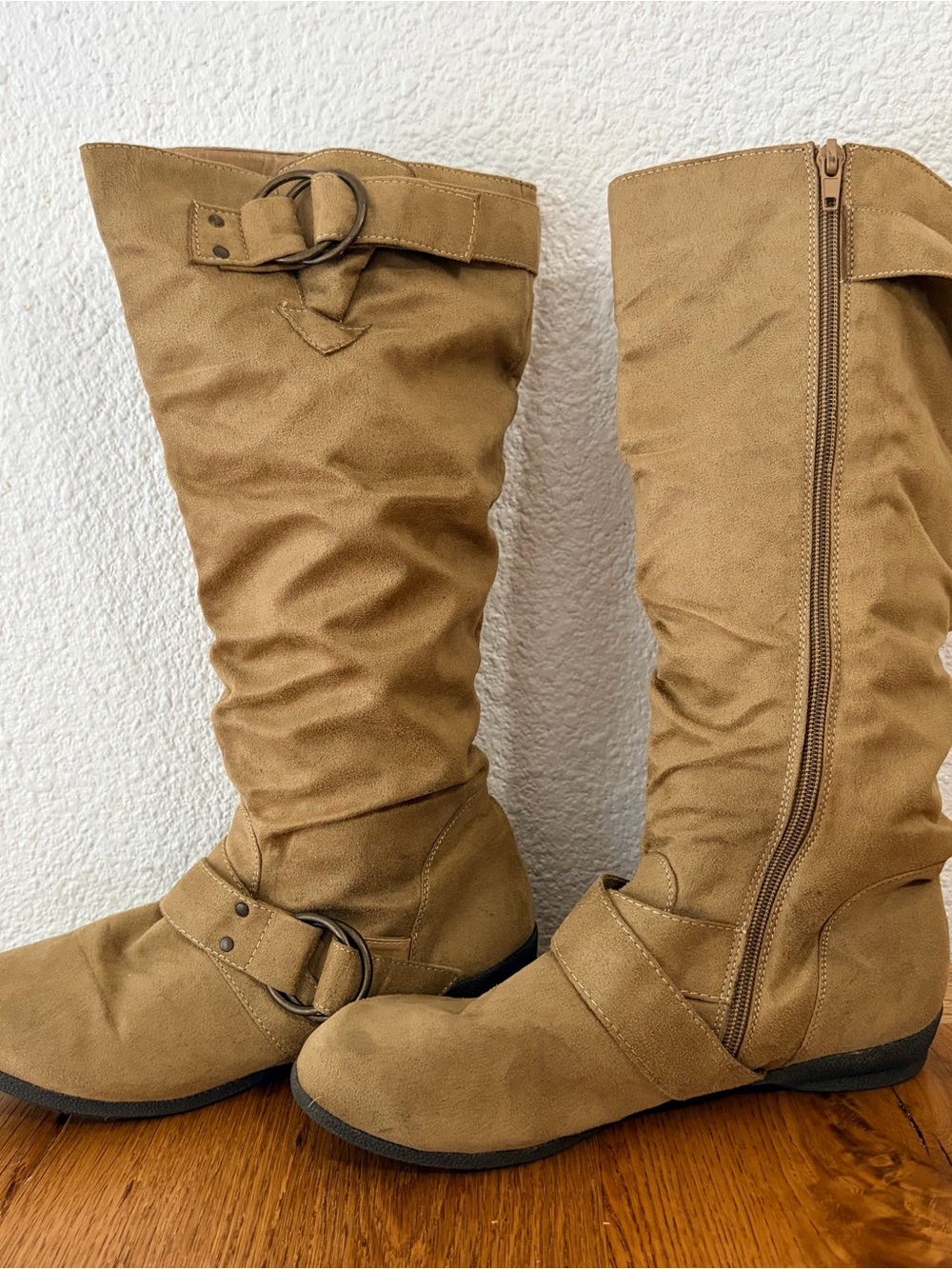 Suede boots